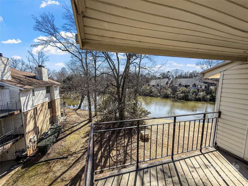 4824 Spring Lake Drive, Charlotte, NC 28212.  MLS# CAR4227161, YatesRealty ID 6194. 