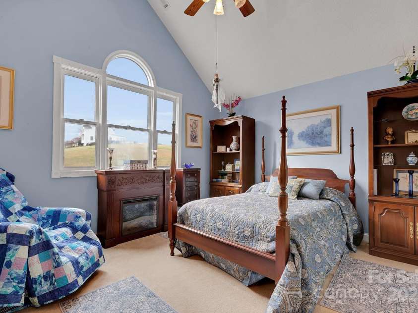 122 Windy Hills Lane, Leicester, NC 28748.  MLS# CAR4240865, YatesRealty ID 6195. Bedroom