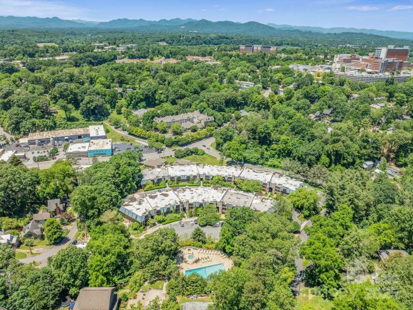 111 Bowling Park Road, Asheville, NC 28803.  MLS# CAR4280920, YatesRealty ID 6198. 