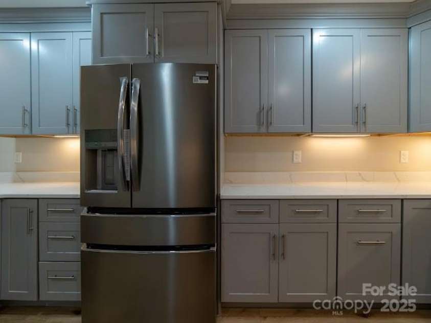 515 Kinsland Road, Franklin, NC 28734.  MLS# CAR4231077, YatesRealty ID 6199. 