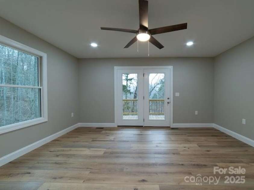 515 Kinsland Road, Franklin, NC 28734.  MLS# CAR4231077, YatesRealty ID 6199. 