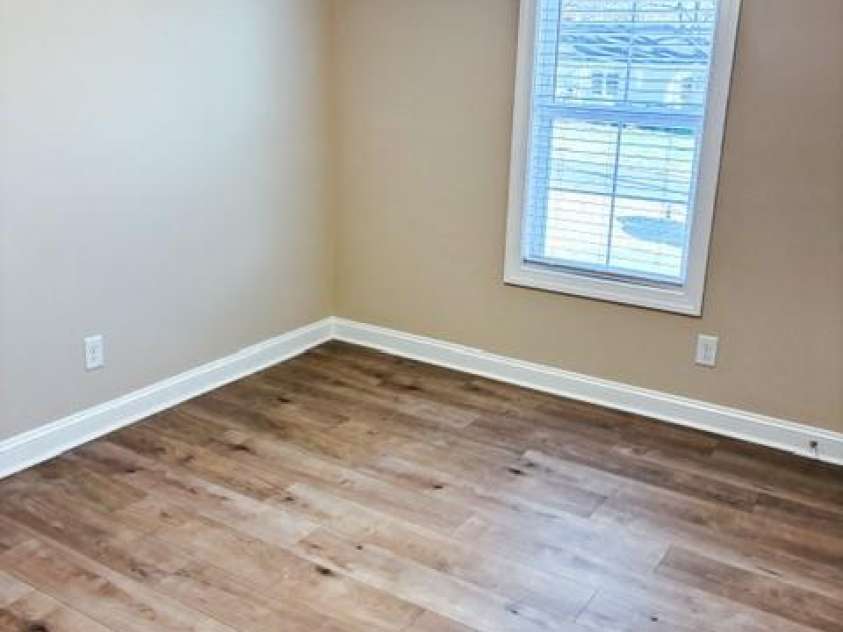 816 Evergreen Avenue, Kannapolis, NC 28081.  MLS# CAR4346562, YatesRealty ID 6199. Bedroom
