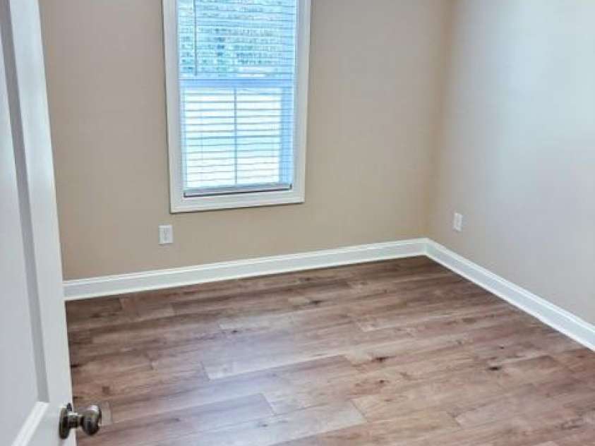 816 Evergreen Avenue, Kannapolis, NC 28081.  MLS# CAR4346562, YatesRealty ID 6199. Bedroom 
