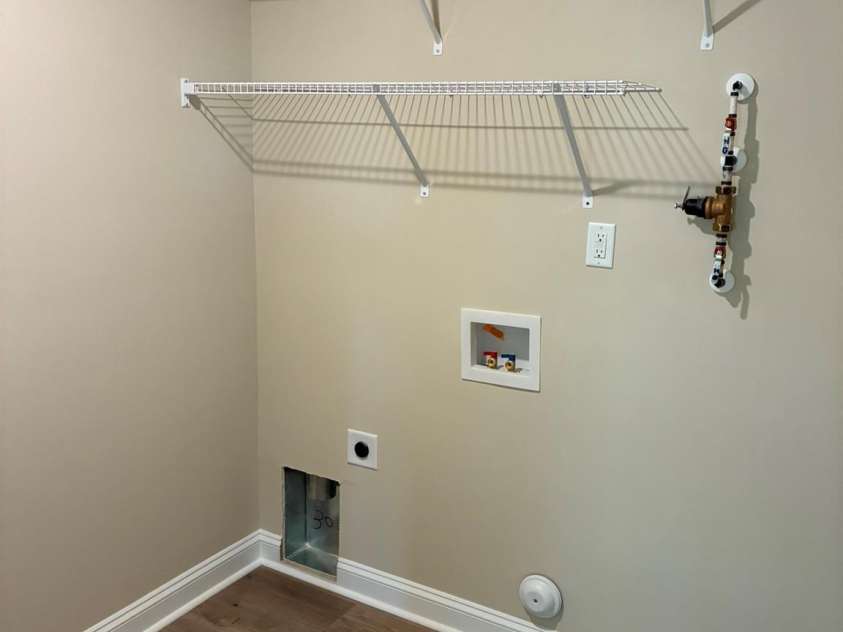 816 Evergreen Avenue, Kannapolis, NC 28081.  MLS# CAR4346562, YatesRealty ID 6199. Utility Rm 