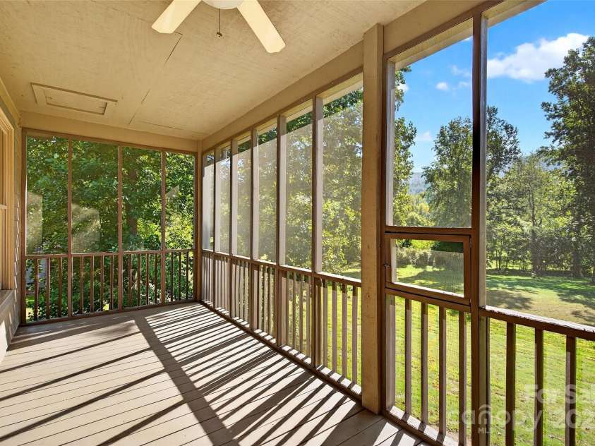 307 #7 Blue Ridge Drive, Marion, NC 28752.  MLS# CAR4298364, YatesRealty ID 62. 