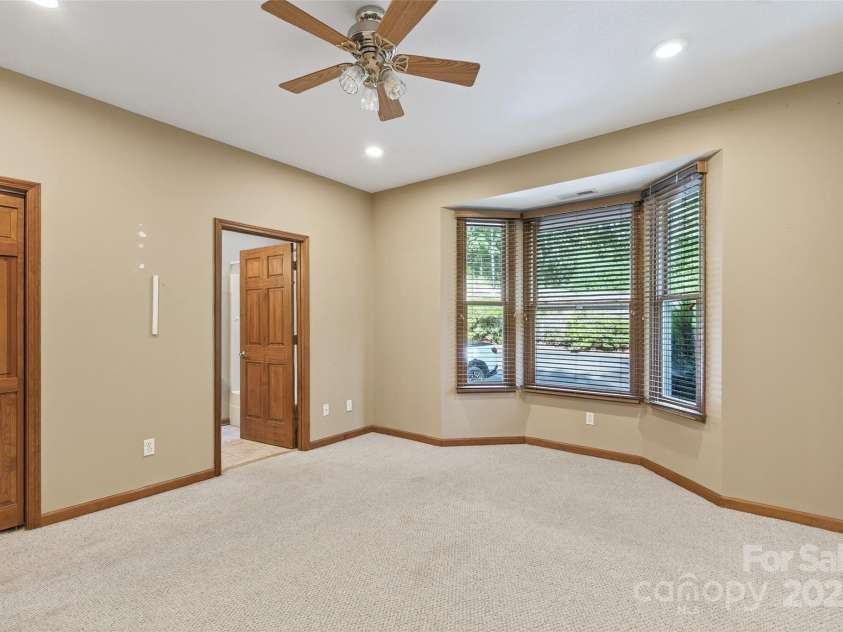 307 #7 Blue Ridge Drive, Marion, NC 28752.  MLS# CAR4298364, YatesRealty ID 62. 