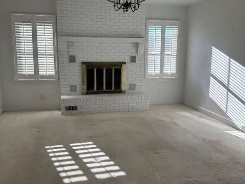 1915 Pleasant Hill Church Road, Shelby, NC 28152.  MLS# CAR4217887, YatesRealty ID 620. FAMILY ROOM/DINING ROOM