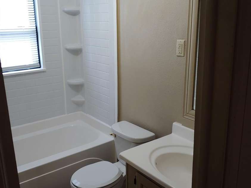 20 Frosted Lane, Burnsville, NC 28714.  MLS# CAR4226376, YatesRealty ID 620. 