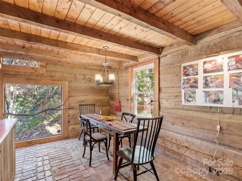 996 Halls Chapel Road, Burnsville, NC 28714.  MLS# CAR4314014, YatesRealty ID 620. Dining