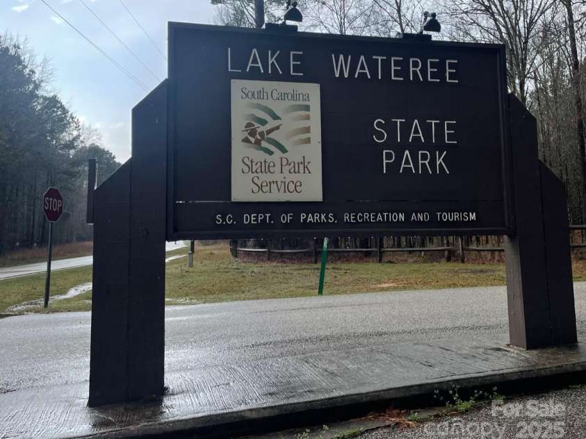 207 Rion Circle, Winnsboro, SC 29180.  MLS# CAR4237257, YatesRealty ID 6200. Just across from community entrance.