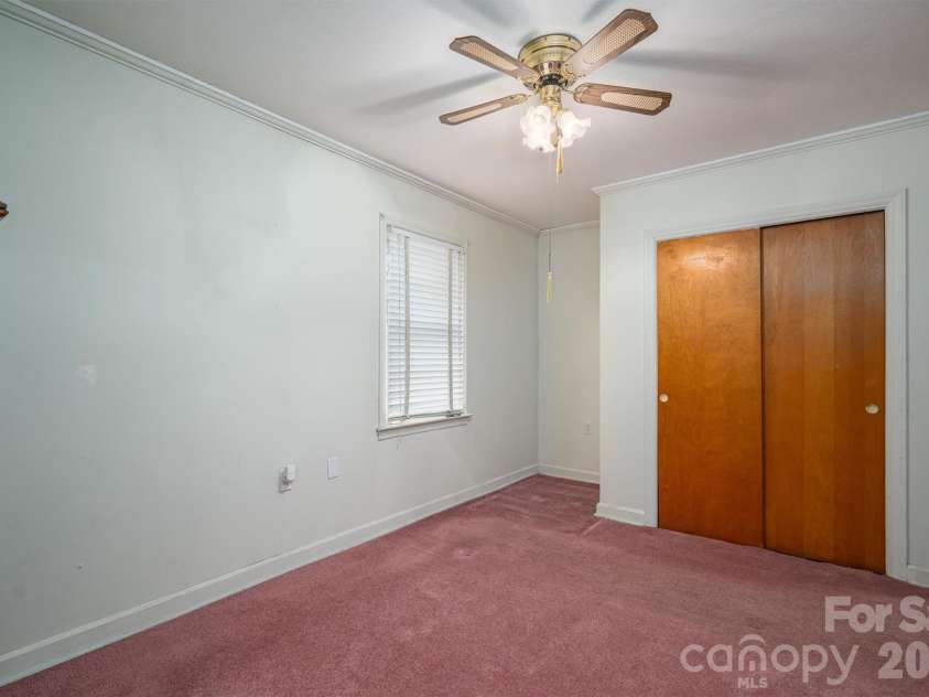 816 South Point Road, Belmont, NC 28012.  MLS# CAR4222826, YatesRealty ID 6202. 