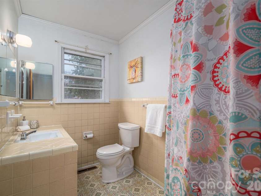 816 South Point Road, Belmont, NC 28012.  MLS# CAR4222826, YatesRealty ID 6202. 