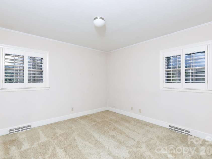 829 Rawlinson Road, Rock Hill, SC 29732.  MLS# CAR4341644, YatesRealty ID 6204. 