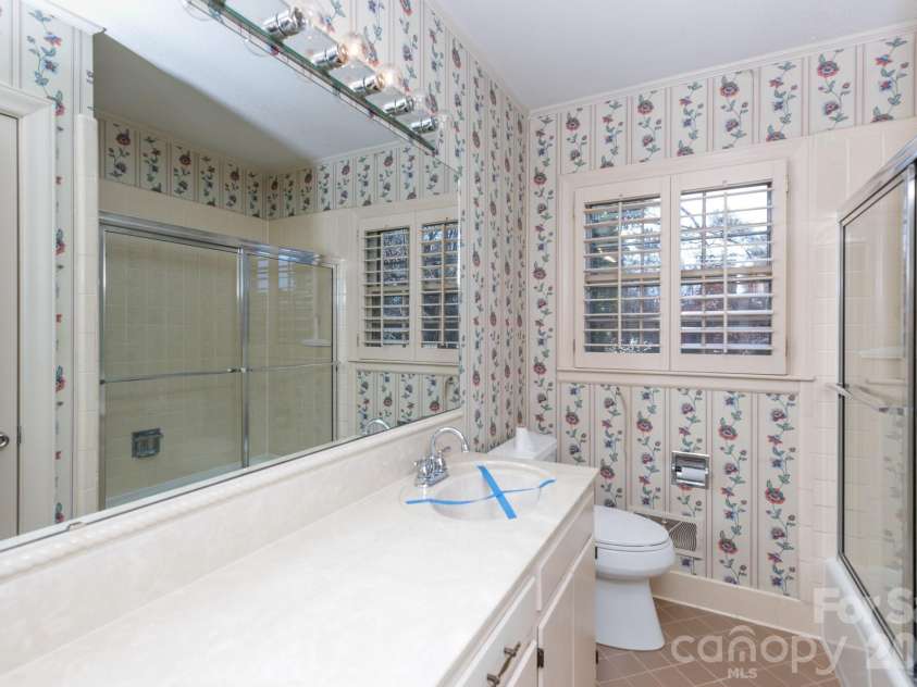 829 Rawlinson Road, Rock Hill, SC 29732.  MLS# CAR4341644, YatesRealty ID 6204. 