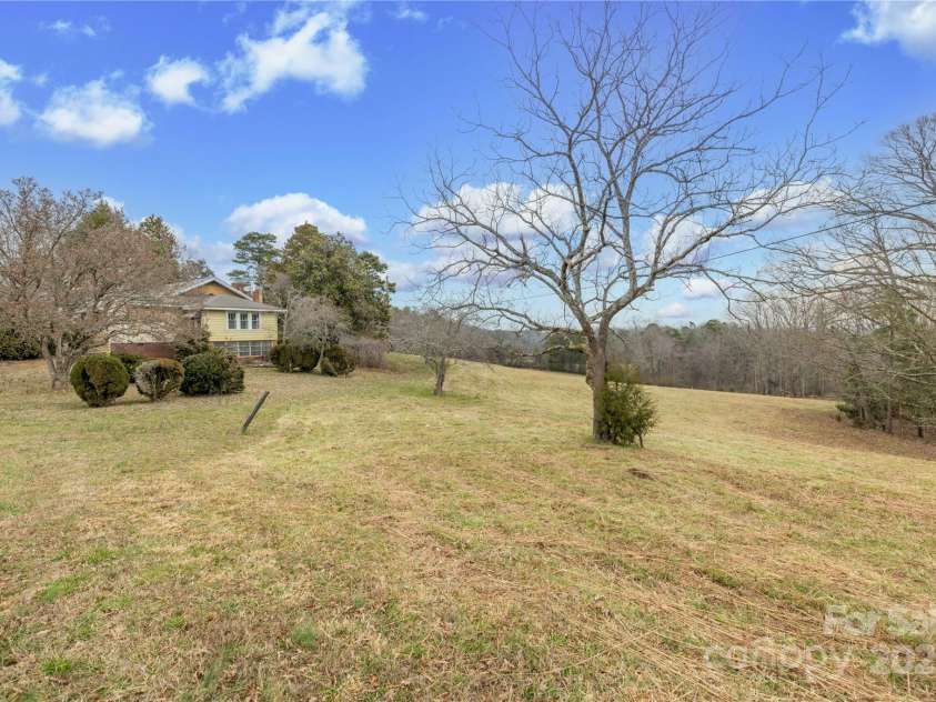 33320-B Hobe Road, Albemarle, NC 28001.  MLS# CAR4227525, YatesRealty ID 6205. 