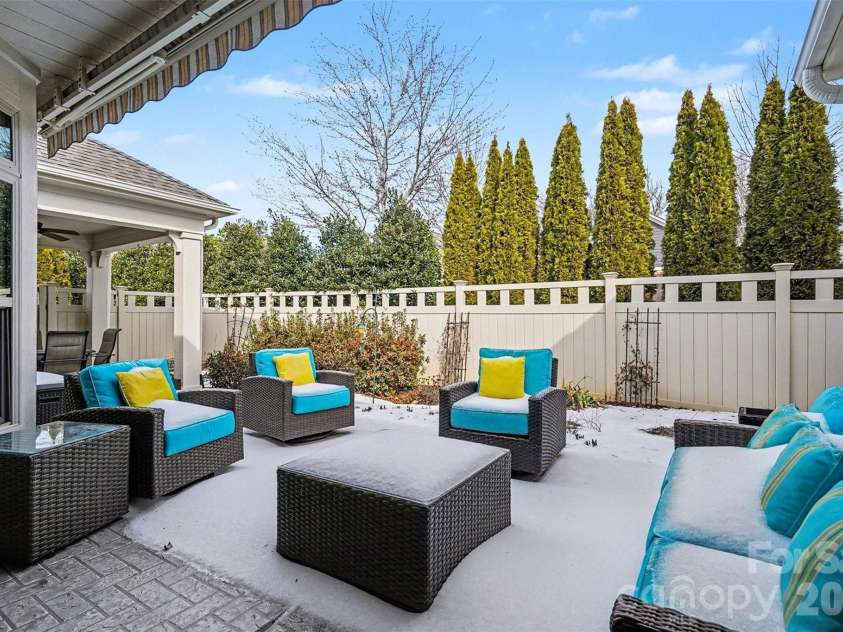 8315 Parknoll Drive, Huntersville, NC 28078.  MLS# CAR4340465, YatesRealty ID 6205. Open Back Patio