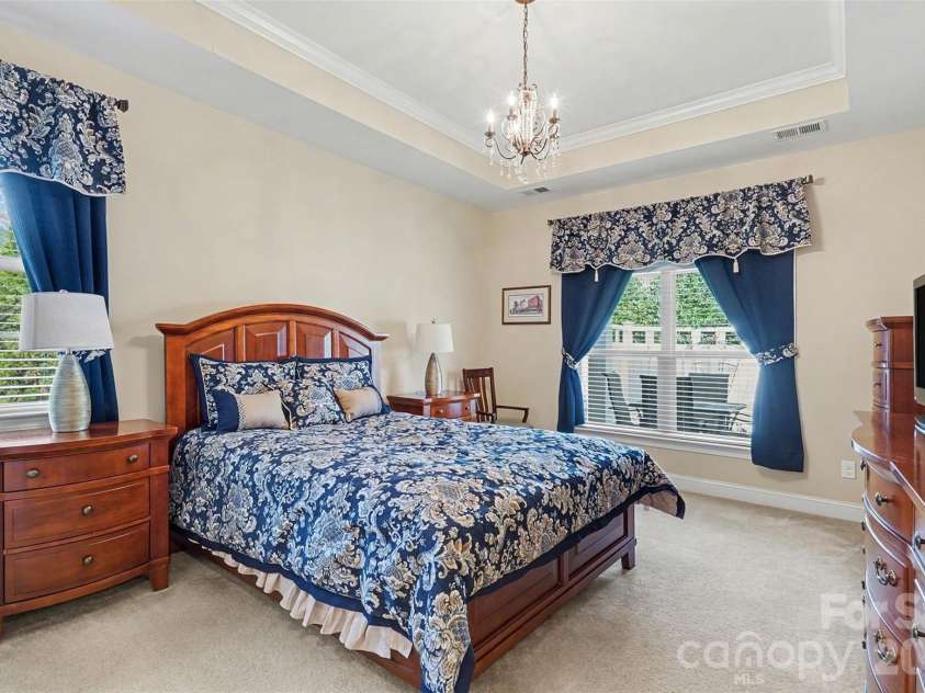 8315 Parknoll Drive, Huntersville, NC 28078.  MLS# CAR4340465, YatesRealty ID 6205. Primary Bedroom