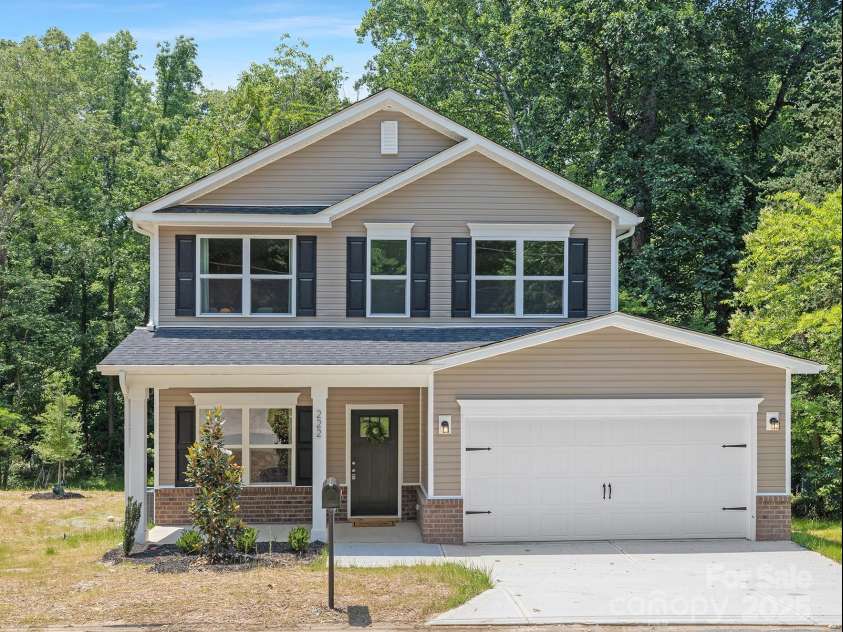222 Ventner Court, Charlotte, NC 28214.  MLS# CAR4224867, YatesRealty ID 6206. 