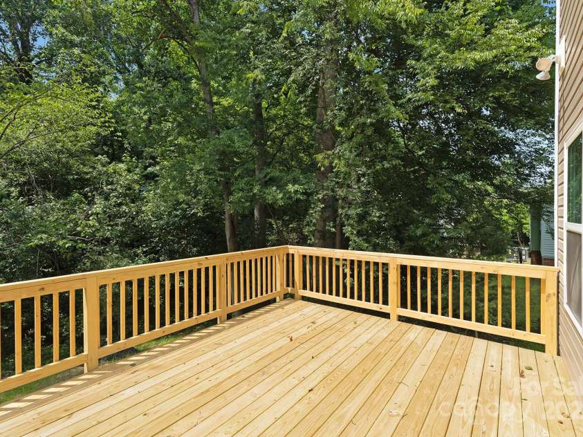 222 Ventner Court, Charlotte, NC 28214.  MLS# CAR4224867, YatesRealty ID 6206. 