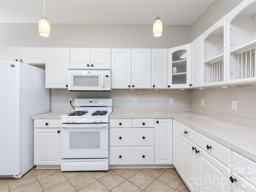 135 Greenbrier Creek Place, Salisbury, NC 28146.  MLS# CAR4320761, YatesRealty ID 6207. 
