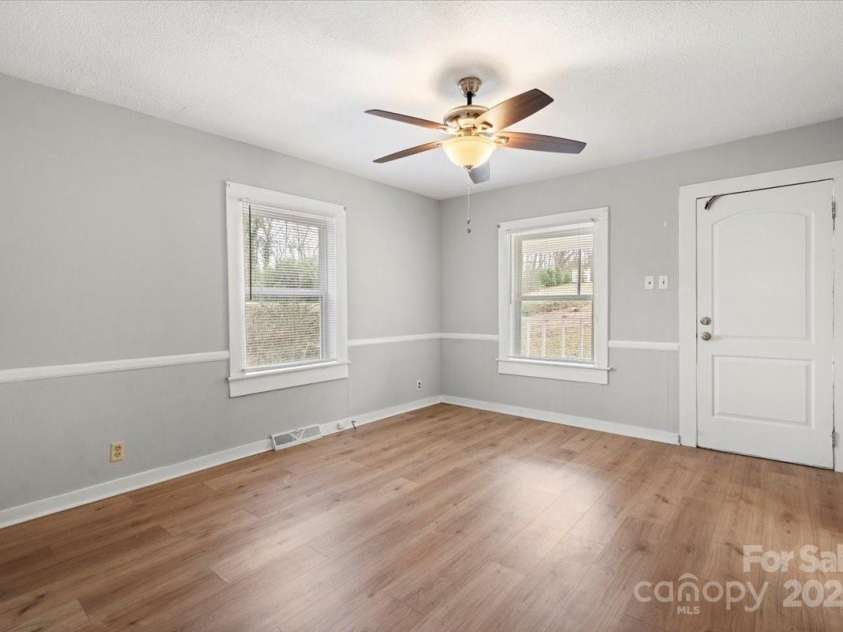 2407 Moose Road, Kannapolis, NC 28083.  MLS# CAR4231782, YatesRealty ID 6207. 