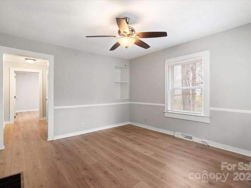 2407 Moose Road, Kannapolis, NC 28083.  MLS# CAR4231782, YatesRealty ID 6207. 