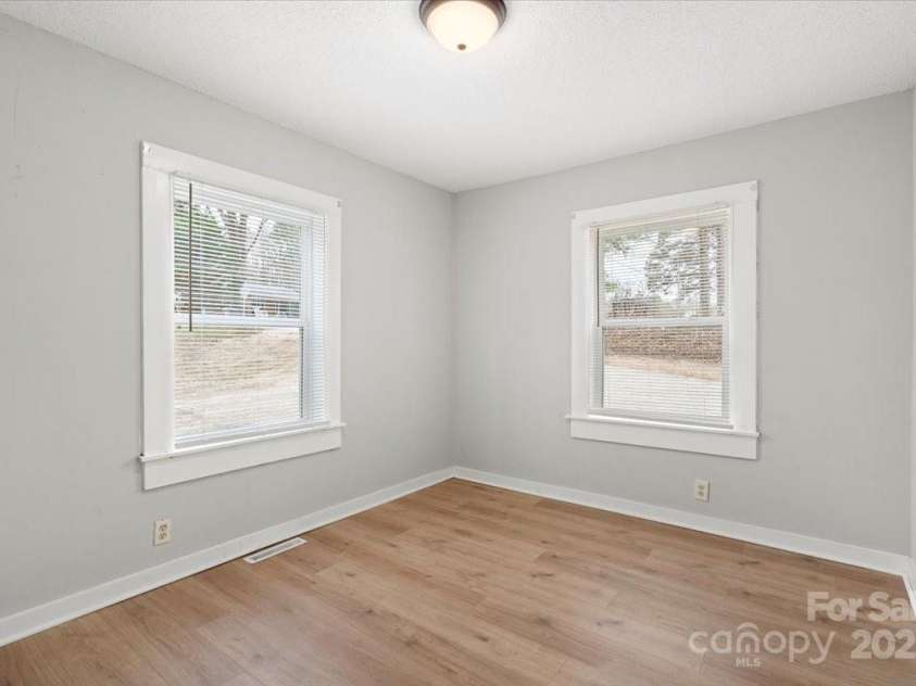 2407 Moose Road, Kannapolis, NC 28083.  MLS# CAR4231782, YatesRealty ID 6207. 