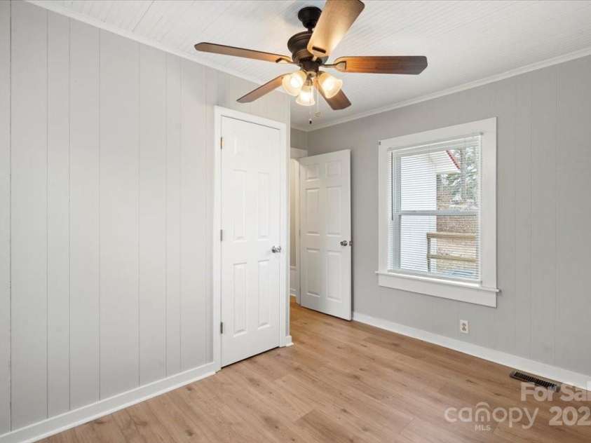 2407 Moose Road, Kannapolis, NC 28083.  MLS# CAR4231782, YatesRealty ID 6207. 