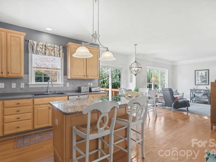 14314 Harvington Drive, Huntersville, NC 28078.  MLS# CAR4358101, YatesRealty ID 6208. 