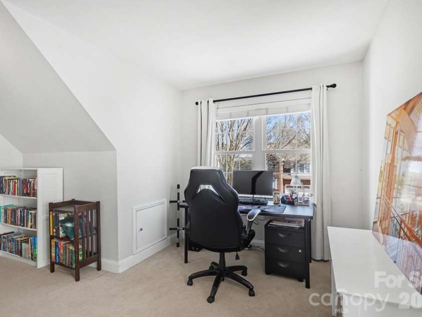14314 Harvington Drive, Huntersville, NC 28078.  MLS# CAR4358101, YatesRealty ID 6208. 