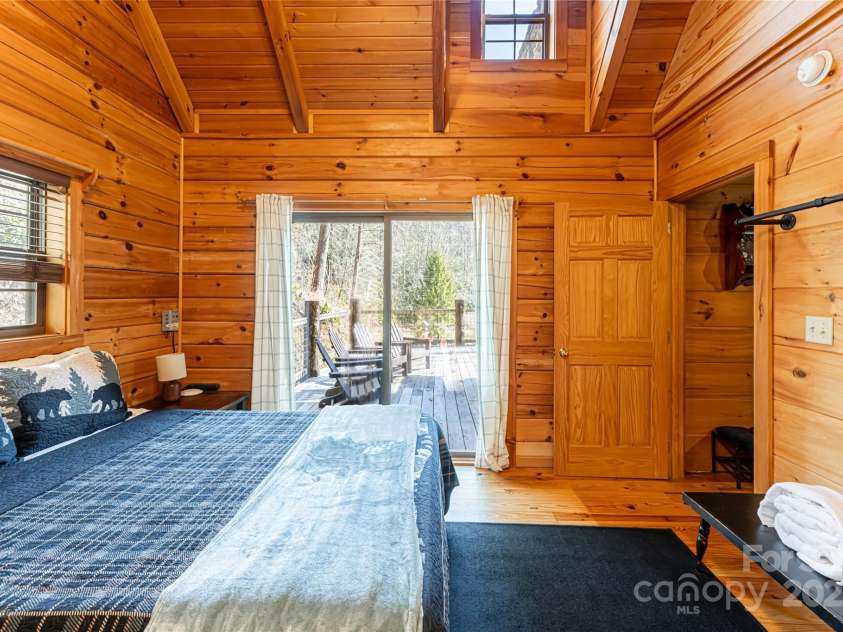 2000 Frozen Creek Road, Brevard, NC 28712.  MLS# CAR4313489, YatesRealty ID 6208. 