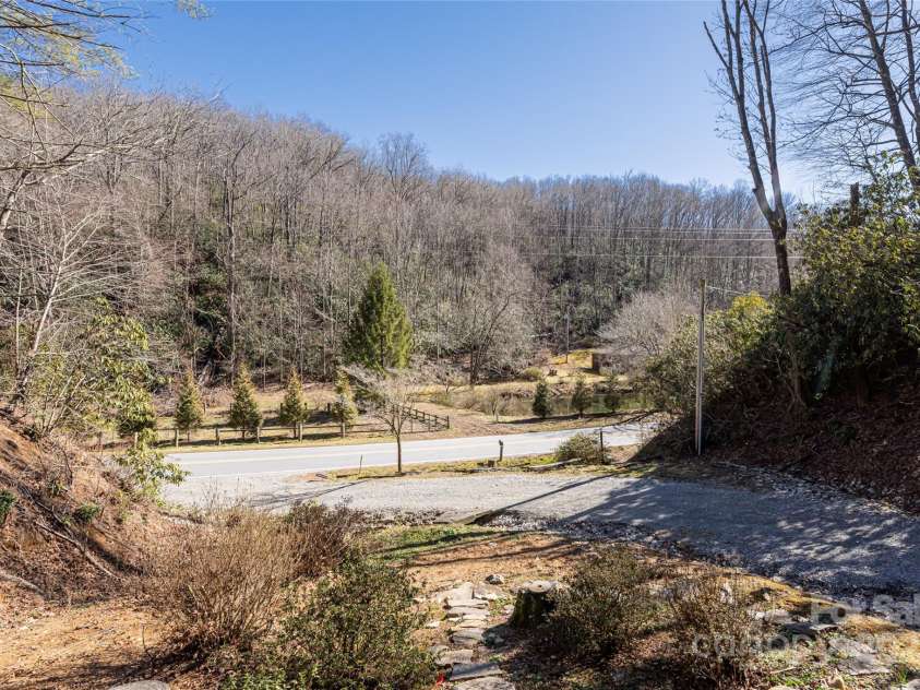 2000 Frozen Creek Road, Brevard, NC 28712.  MLS# CAR4313489, YatesRealty ID 6208. 