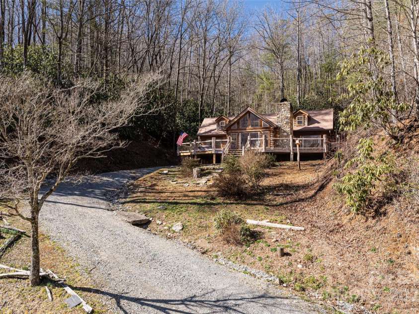 2000 Frozen Creek Road, Brevard, NC 28712.  MLS# CAR4313489, YatesRealty ID 6208. 