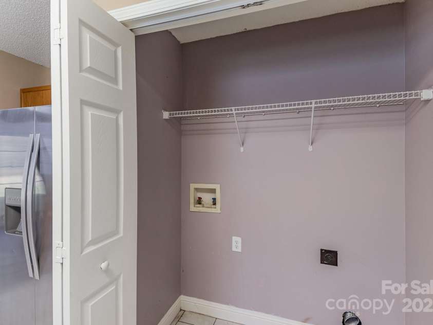 3230 Richway Court, Charlotte, NC 28216.  MLS# CAR4224805, YatesRealty ID 6209. 