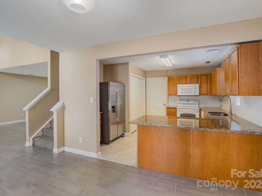 3230 Richway Court, Charlotte, NC 28216.  MLS# CAR4224805, YatesRealty ID 6209. 