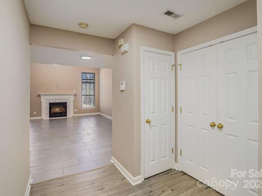 3230 Richway Court, Charlotte, NC 28216.  MLS# CAR4321484, YatesRealty ID 6209. 