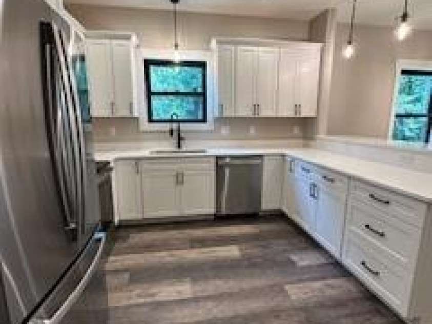 203 2 Oconeechee Avenue, Black Mountain, NC 28711.  MLS# CAR4313516, YatesRealty ID 6210. 