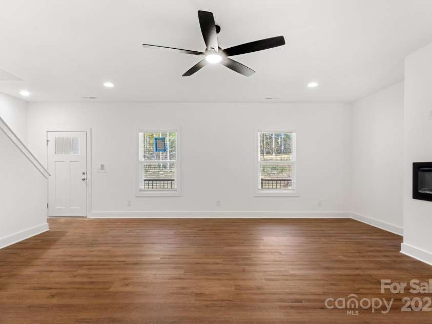 4641 Yellow Poplar Lane, Concord, NC 28025.  MLS# CAR4278281, YatesRealty ID 6210. 