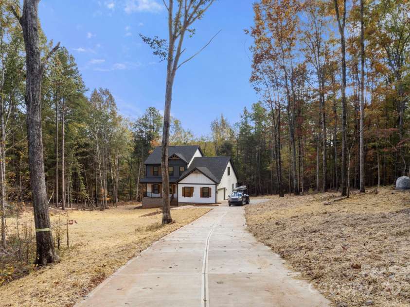 4641 Yellow Poplar Lane, Concord, NC 28025.  MLS# CAR4278281, YatesRealty ID 6210. 