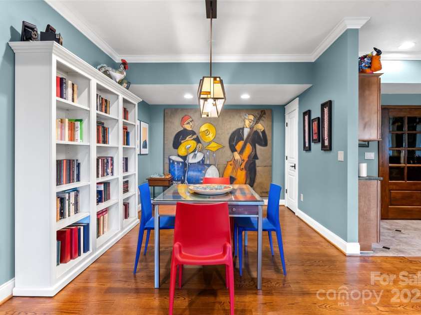 159 Alta Circle, Hendersonville, NC 28739.  MLS# CAR4300821, YatesRealty ID 6211. Lower level dining area off kitchenette