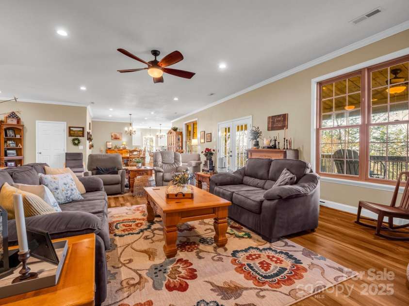 261 Boland Drive, Lake Lure, NC 28746.  MLS# CAR4232429, YatesRealty ID 6212. Living Room/Dining/Kitchen