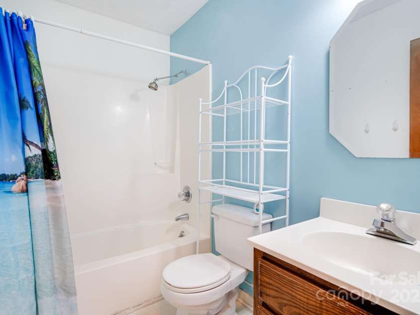 413 Morgan Road, Candler, NC 28715.  MLS# CAR4240866, YatesRealty ID 6213. 