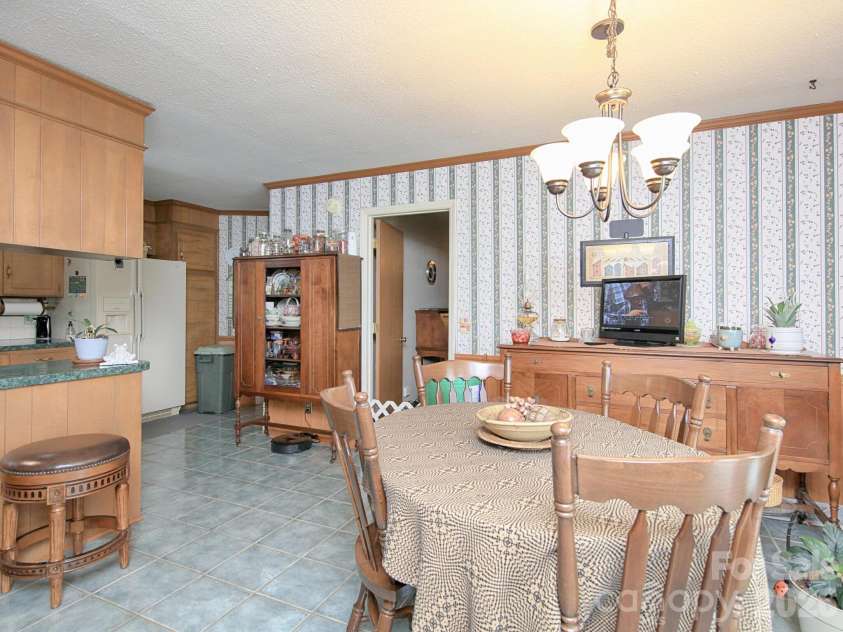 269 Johnson Dairy Road, Mooresville, NC 28115.  MLS# CAR4260297, YatesRealty ID 6214. Dining Room