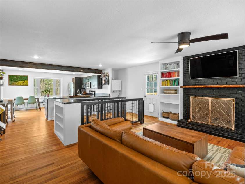 93 Morningside Drive, Asheville, NC 28806.  MLS# CAR4244401, YatesRealty ID 6214. View when entering the home.