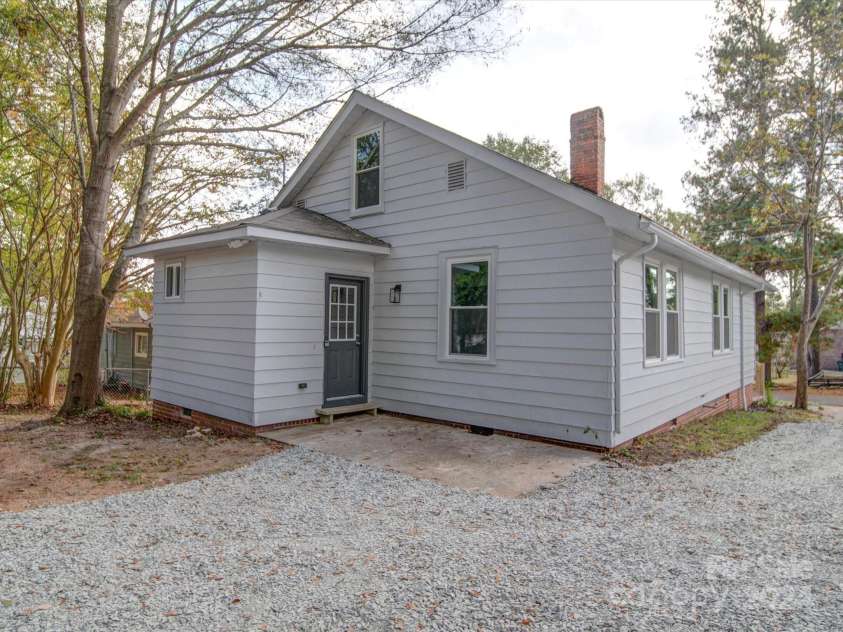 440 Cherry Street, Wadesboro, NC 28170.  MLS# CAR4198590, YatesRealty ID 6216. Rear entry