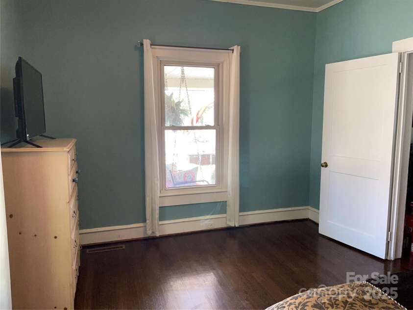 1001 Cannon Boulevard, Kannapolis, NC 28083.  MLS# CAR4286050, YatesRealty ID 6217. 