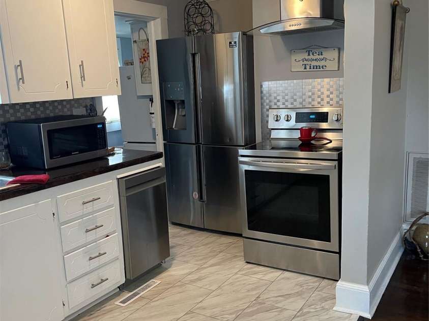 1001 Cannon Boulevard, Kannapolis, NC 28083.  MLS# CAR4286050, YatesRealty ID 6217. 