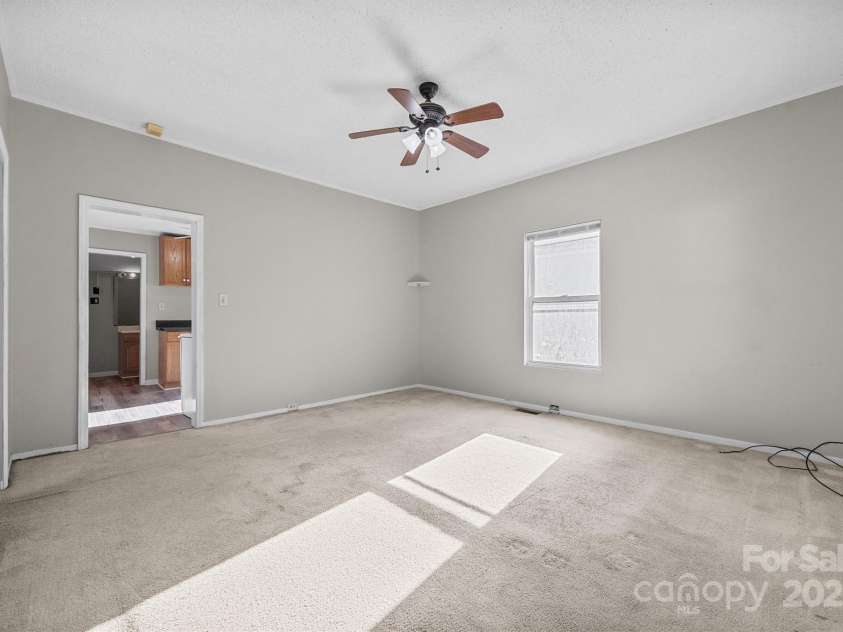 219 Link Street, Fort Mill, SC 29715.  MLS# CAR4326464, YatesRealty ID 6219. 