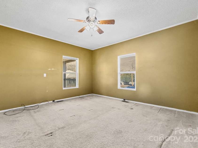 219 Link Street, Fort Mill, SC 29715.  MLS# CAR4326464, YatesRealty ID 6219. 