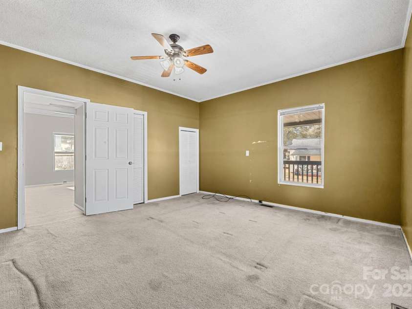 219 Link Street, Fort Mill, SC 29715.  MLS# CAR4326464, YatesRealty ID 6219. 